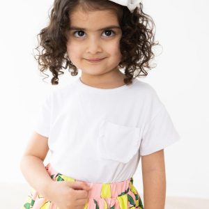 Weißes T-Shirt mit Rüschentasche