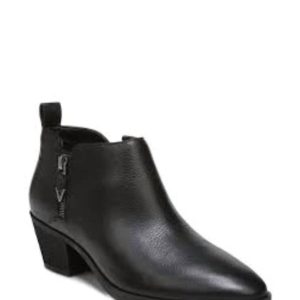 Cecily Ankle Stiefeletten – mittlere Breite in schwarz