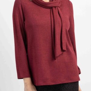 Cozy-Up Fleece Krawatte Hals Pullover in Cranberry