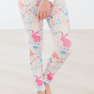 Leggings mit pastellfarbenen Blumenhasen