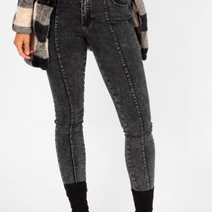 3 Button Jeans in schwarzer Säurewäsche