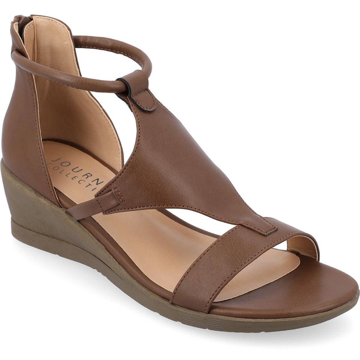 Trayle Patent T Strap Wedge Sandalen