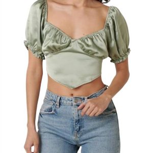 satin herzförmiger crop top in salbei