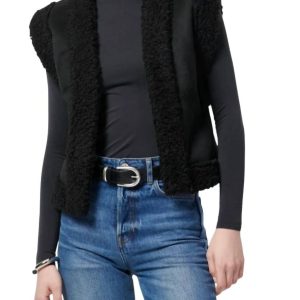 Naima Vest in schwarz