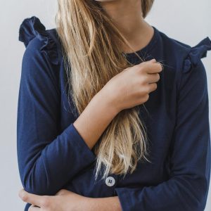 Marineblauer Rüschen-Strickjacke
