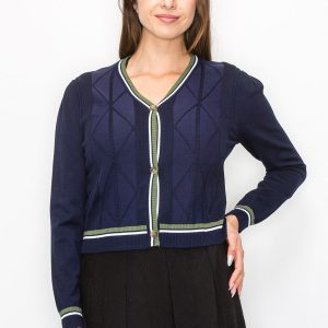 Klassische marineblaue Strickjacke mit Zopfmuster – 7832928223292