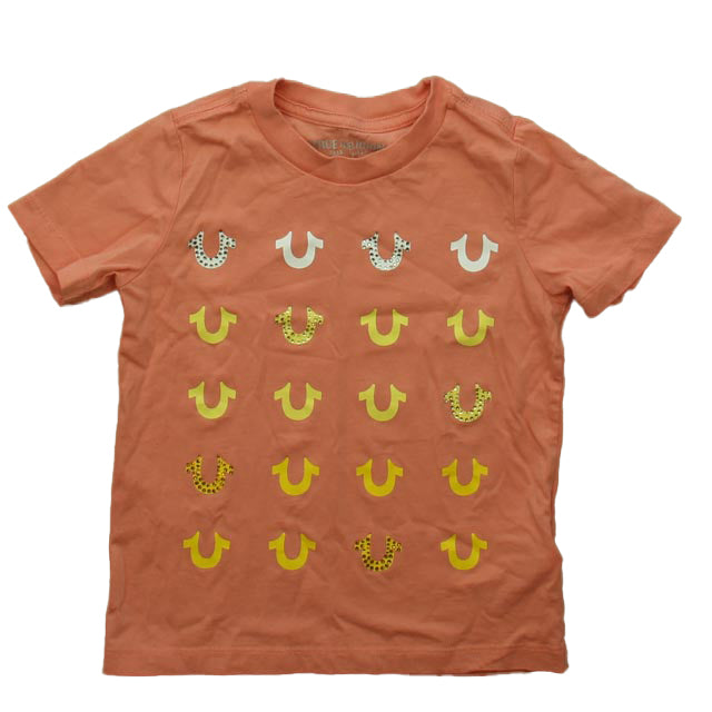 True Religion Mädchen Pfirsich Pferd Schuhe T-Shirt – 7805932077116
