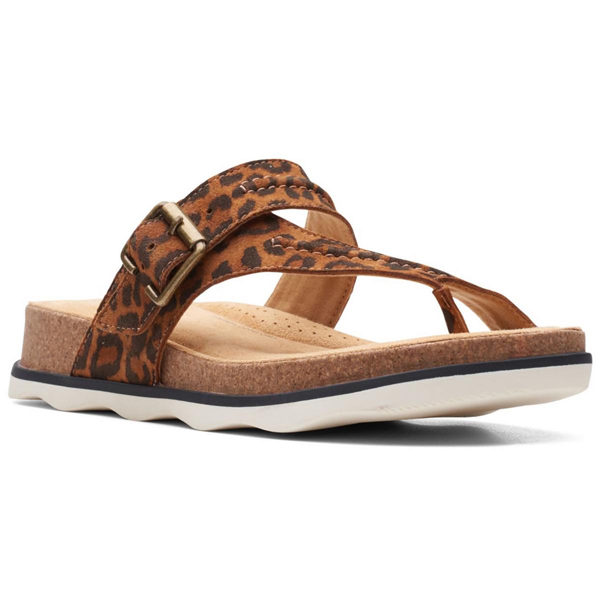 Brynn Madi Lederrutsche auf String Sandalen