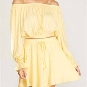 Lydia Shorts in hellgelb