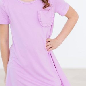 T-Shirt-Kleid in leuchtendem Lila